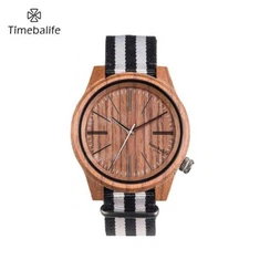 Dameshorloge van hout met nylon band